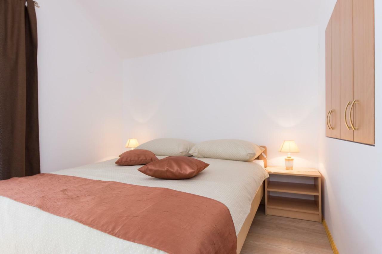 Apartman Ivona Malinska Extérieur photo